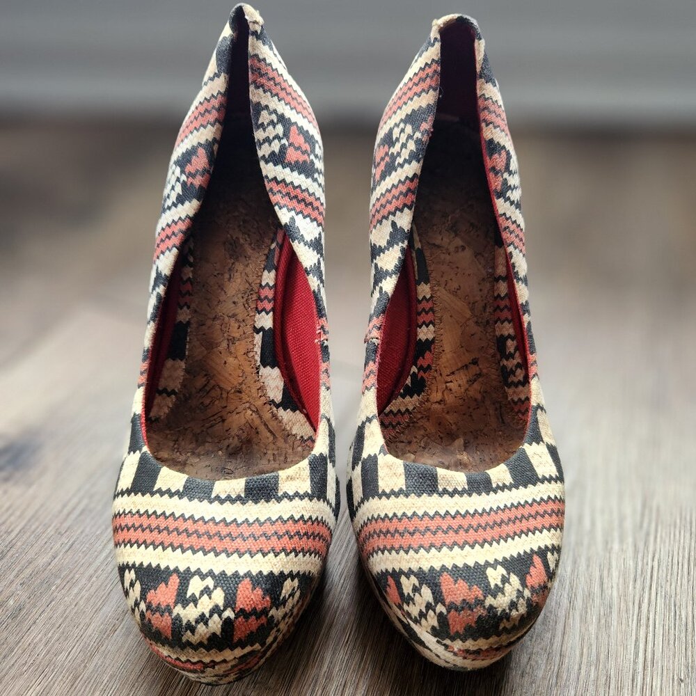 🐯🌴Tribal Aztec Jungle Geometric Gianni Bini Print Canvas Wedges-W8